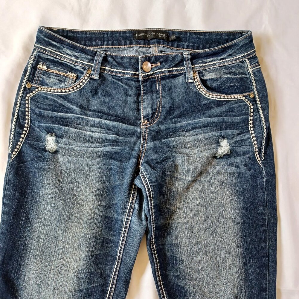 Twentyone Black Rue 21 Blue Jeans Straight Leg Dark Wash Embellished Size 9/10 - Picture 3 of 16
